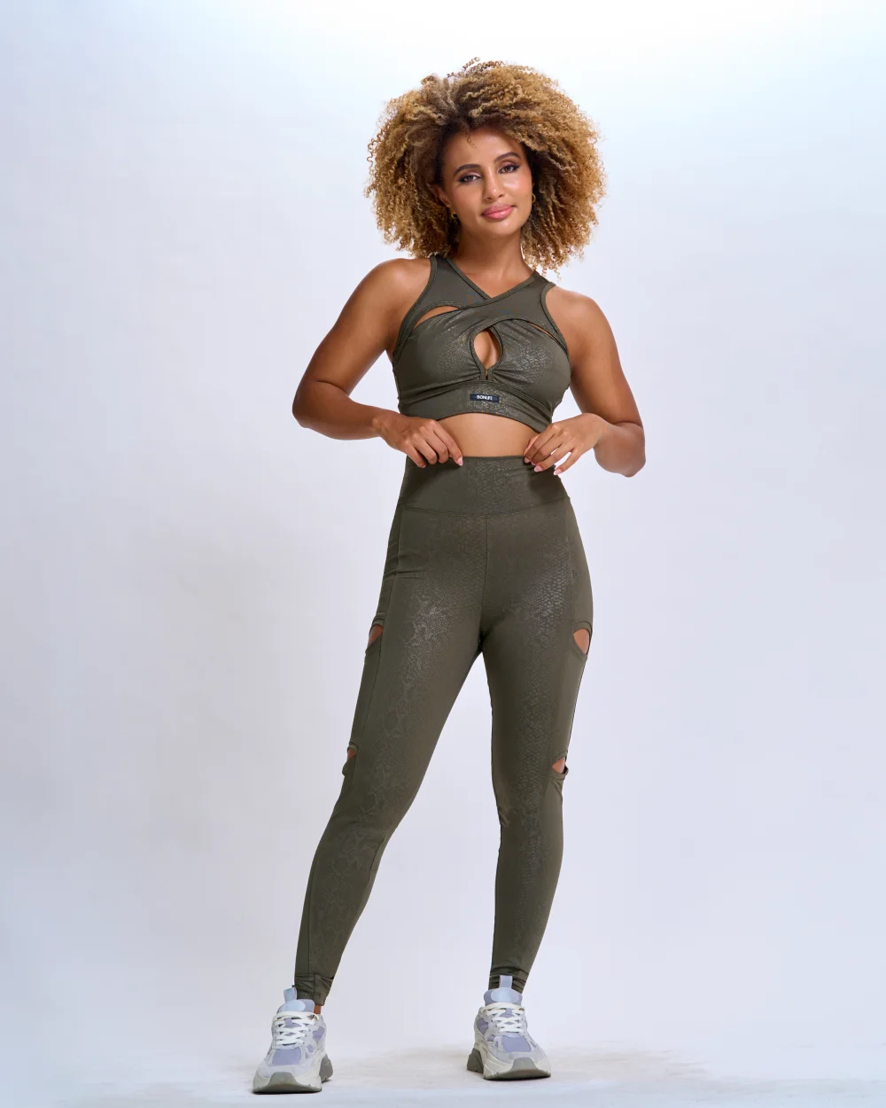 VERDE MILITAR